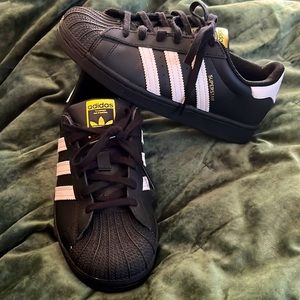 Adidas Boys shoe